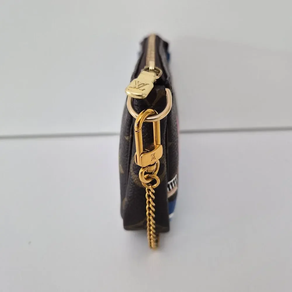 Louis Vuitton 2019 Christmas Vivienne Animation Mini Pochette Accessories